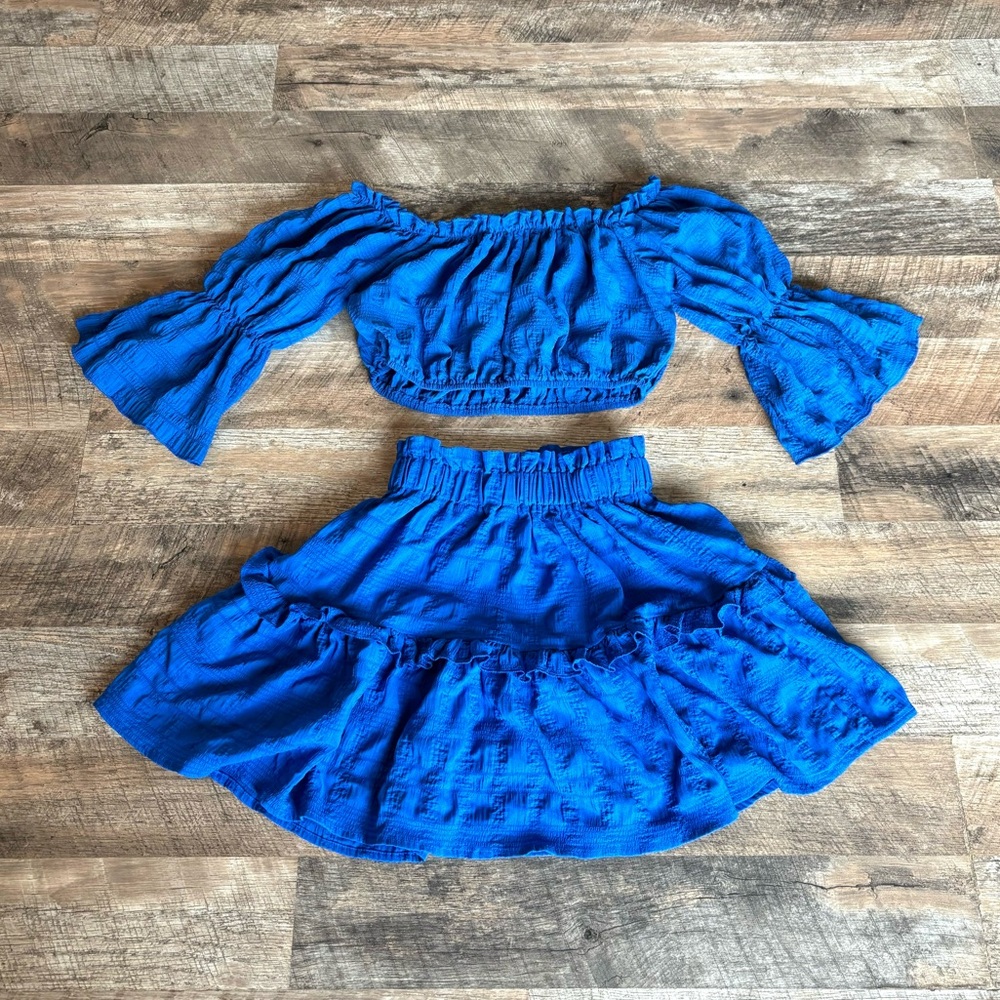 Girls 2 Piece outfit size 9